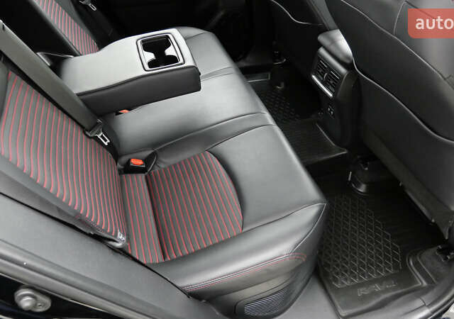 Черный Тойота РАВ 4, объемом двигателя 2.5 л и пробегом 156 тыс. км за 41950 $, фото 61 на Automoto.ua