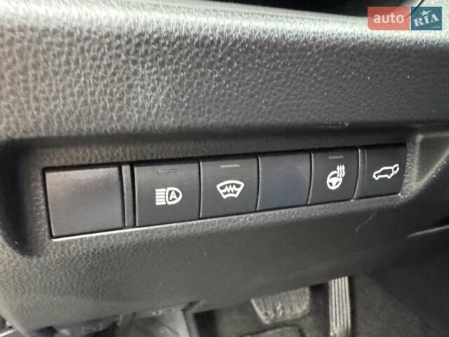 Черный Тойота РАВ 4, объемом двигателя 1.99 л и пробегом 17 тыс. км за 31999 $, фото 8 на Automoto.ua