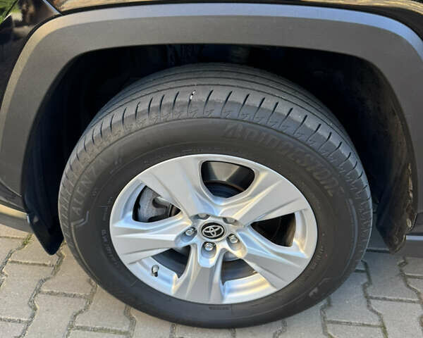 Черный Тойота РАВ 4, объемом двигателя 2.5 л и пробегом 97 тыс. км за 29500 $, фото 16 на Automoto.ua