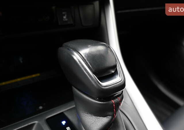 Черный Тойота РАВ 4, объемом двигателя 2.5 л и пробегом 156 тыс. км за 41950 $, фото 53 на Automoto.ua