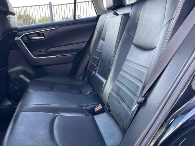 Чорний Тойота РАВ 4, об'ємом двигуна 2.5 л та пробігом 46 тис. км за 17600 $, фото 12 на Automoto.ua