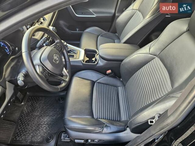 Чорний Тойота РАВ 4, об'ємом двигуна 2.5 л та пробігом 92 тис. км за 31890 $, фото 20 на Automoto.ua