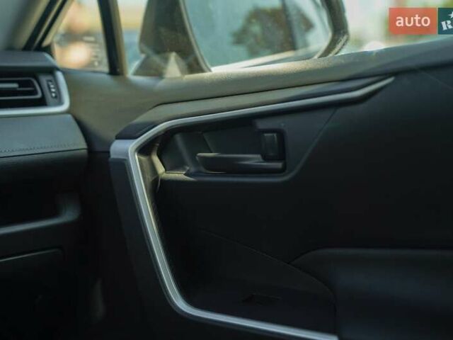 Черный Тойота РАВ 4, объемом двигателя 1.99 л и пробегом 52 тыс. км за 29900 $, фото 27 на Automoto.ua