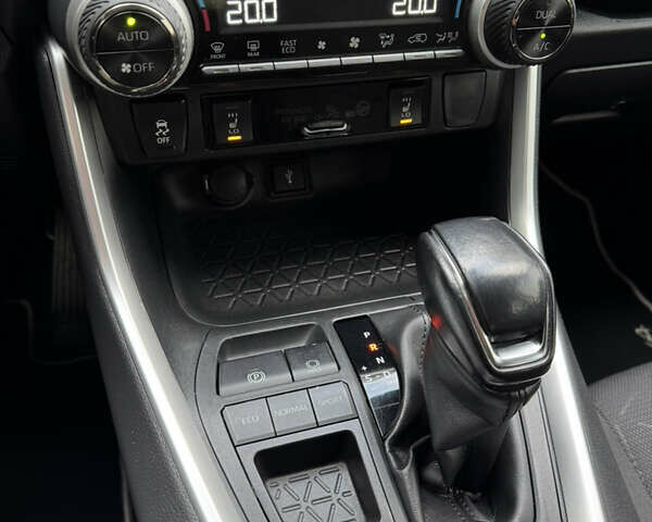 Черный Тойота РАВ 4, объемом двигателя 2.5 л и пробегом 97 тыс. км за 29300 $, фото 17 на Automoto.ua