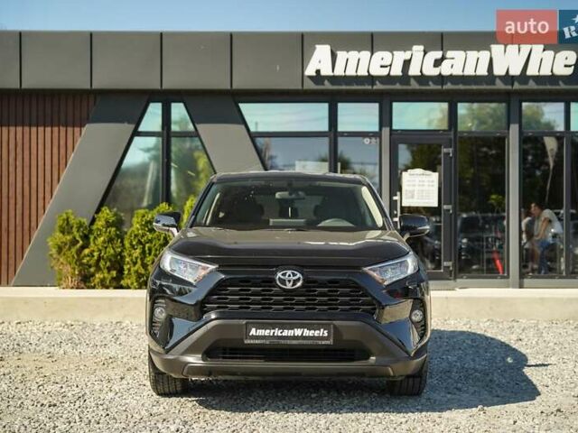 Черный Тойота РАВ 4, объемом двигателя 1.99 л и пробегом 52 тыс. км за 29900 $, фото 1 на Automoto.ua