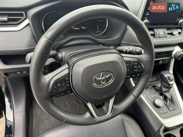 Черный Тойота РАВ 4, объемом двигателя 1.99 л и пробегом 17 тыс. км за 31999 $, фото 9 на Automoto.ua
