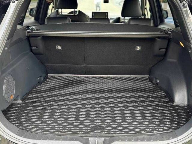 Черный Тойота РАВ 4, объемом двигателя 2.5 л и пробегом 120 тыс. км за 17800 $, фото 16 на Automoto.ua