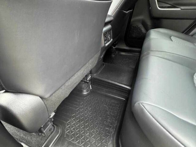 Черный Тойота РАВ 4, объемом двигателя 2.5 л и пробегом 120 тыс. км за 17800 $, фото 9 на Automoto.ua