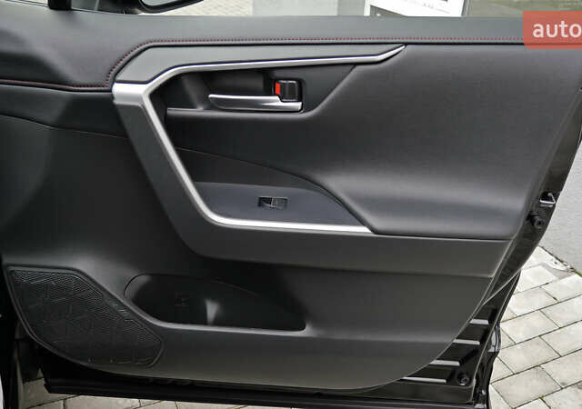 Черный Тойота РАВ 4, объемом двигателя 2.5 л и пробегом 156 тыс. км за 41950 $, фото 58 на Automoto.ua