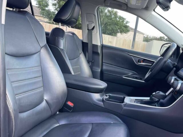 Чорний Тойота РАВ 4, об'ємом двигуна 2.5 л та пробігом 46 тис. км за 17600 $, фото 7 на Automoto.ua