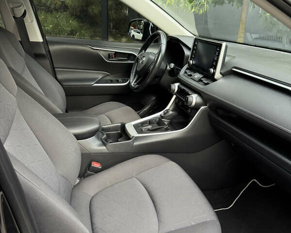 Черный Тойота РАВ 4, объемом двигателя 2.5 л и пробегом 97 тыс. км за 29300 $, фото 10 на Automoto.ua