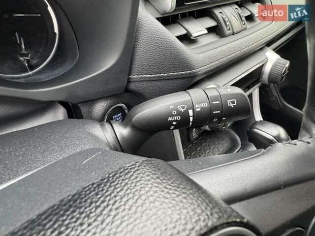 Черный Тойота РАВ 4, объемом двигателя 1.99 л и пробегом 17 тыс. км за 31999 $, фото 7 на Automoto.ua