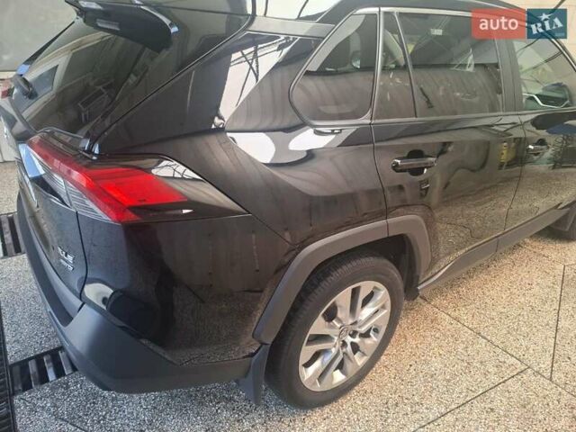 Чорний Тойота РАВ 4, об'ємом двигуна 2.49 л та пробігом 59 тис. км за 29995 $, фото 5 на Automoto.ua