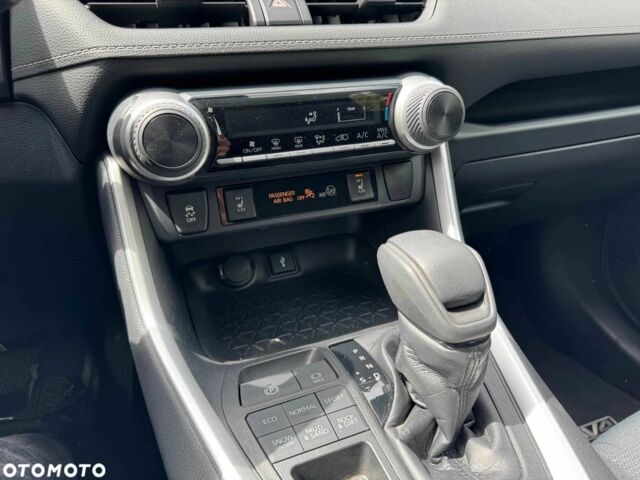 Черный Тойота РАВ 4, объемом двигателя 2.5 л и пробегом 22 тыс. км за 16300 $, фото 13 на Automoto.ua