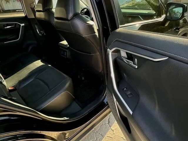 Чорний Тойота РАВ 4, об'ємом двигуна 2.5 л та пробігом 120 тис. км за 16200 $, фото 20 на Automoto.ua