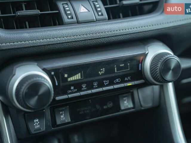 Черный Тойота РАВ 4, объемом двигателя 1.99 л и пробегом 52 тыс. км за 29900 $, фото 24 на Automoto.ua