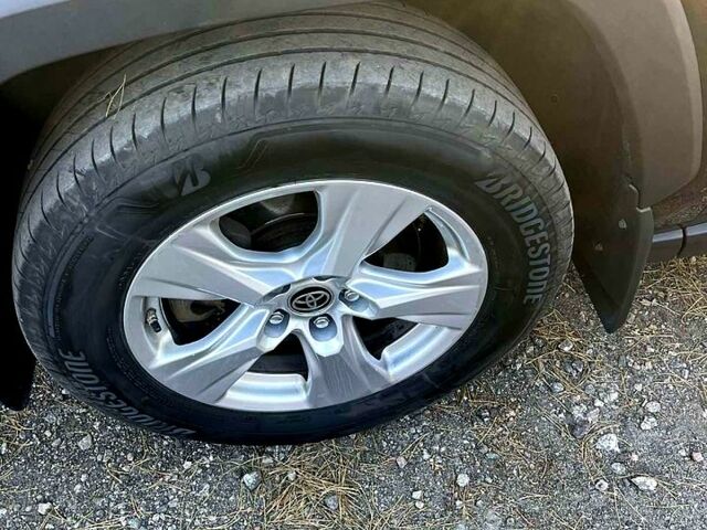 Чорний Тойота РАВ 4, об'ємом двигуна 2.5 л та пробігом 86 тис. км за 29999 $, фото 8 на Automoto.ua