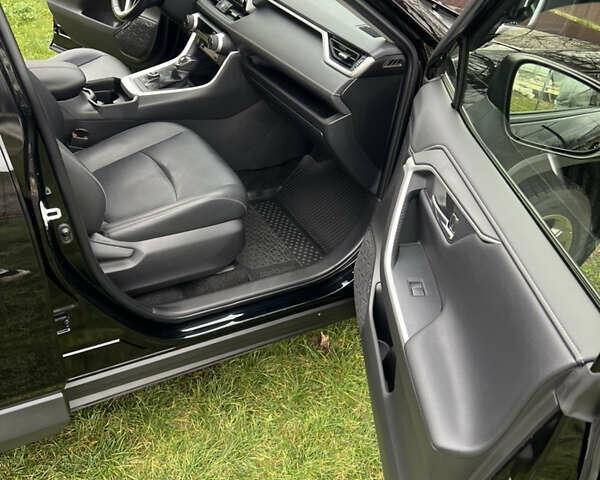 Чорний Тойота РАВ 4, об'ємом двигуна 2.49 л та пробігом 63 тис. км за 36000 $, фото 29 на Automoto.ua