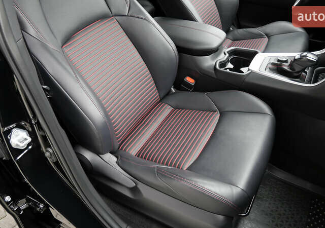 Черный Тойота РАВ 4, объемом двигателя 2.5 л и пробегом 156 тыс. км за 41950 $, фото 59 на Automoto.ua