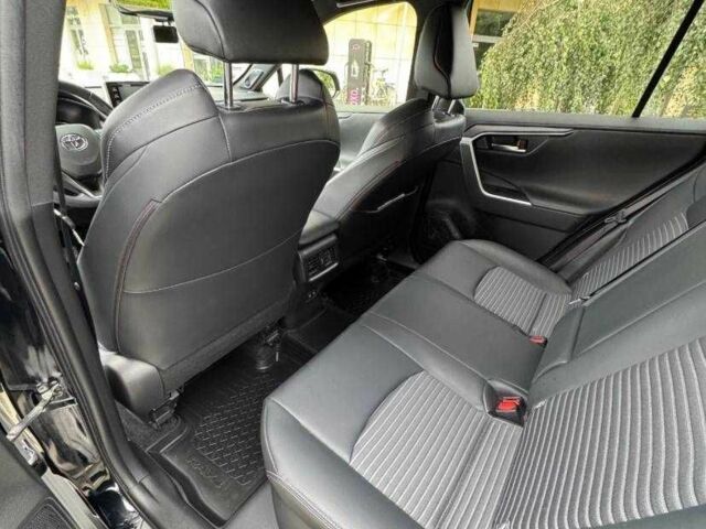 Черный Тойота РАВ 4, объемом двигателя 2.5 л и пробегом 120 тыс. км за 17800 $, фото 8 на Automoto.ua