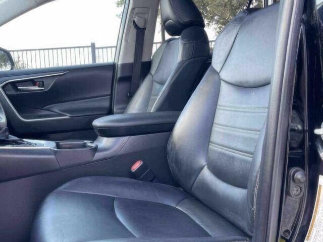 Чорний Тойота РАВ 4, об'ємом двигуна 2.5 л та пробігом 46 тис. км за 17600 $, фото 9 на Automoto.ua