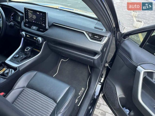 Чорний Тойота РАВ 4, об'ємом двигуна 2.49 л та пробігом 61 тис. км за 34500 $, фото 13 на Automoto.ua