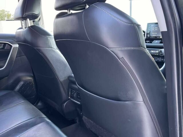 Чорний Тойота РАВ 4, об'ємом двигуна 2.5 л та пробігом 46 тис. км за 17600 $, фото 10 на Automoto.ua