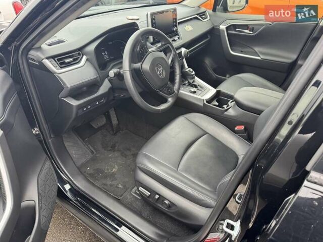 Черный Тойота РАВ 4, объемом двигателя 1.99 л и пробегом 17 тыс. км за 31999 $, фото 1 на Automoto.ua