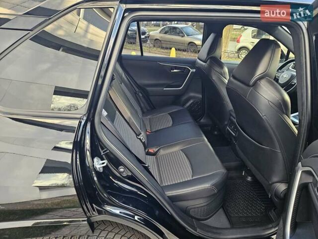 Чорний Тойота РАВ 4, об'ємом двигуна 2.5 л та пробігом 92 тис. км за 31890 $, фото 28 на Automoto.ua