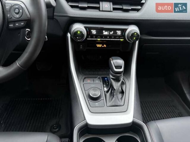 Черный Тойота РАВ 4, объемом двигателя 2.49 л и пробегом 32 тыс. км за 30900 $, фото 10 на Automoto.ua