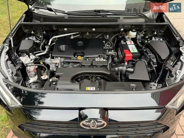 Черный Тойота РАВ 4, объемом двигателя 1.99 л и пробегом 120 тыс. км за 26900 $, фото 4 на Automoto.ua