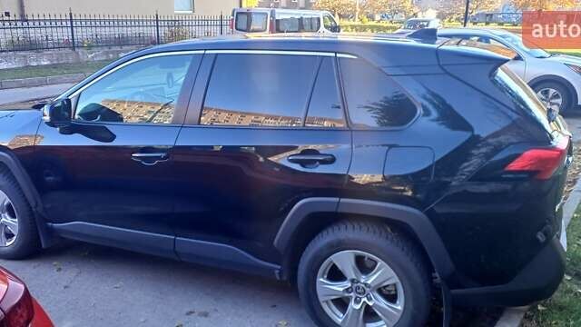 Чорний Тойота РАВ 4, об'ємом двигуна 1.99 л та пробігом 43 тис. км за 24800 $, фото 6 на Automoto.ua