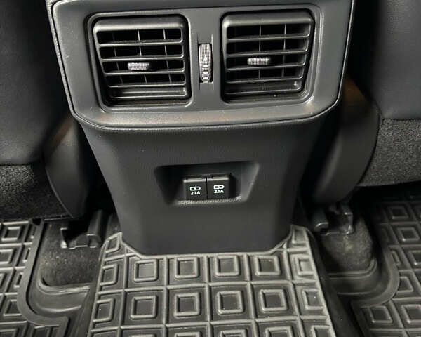 Чорний Тойота РАВ 4, об'ємом двигуна 1.99 л та пробігом 29 тис. км за 37400 $, фото 38 на Automoto.ua