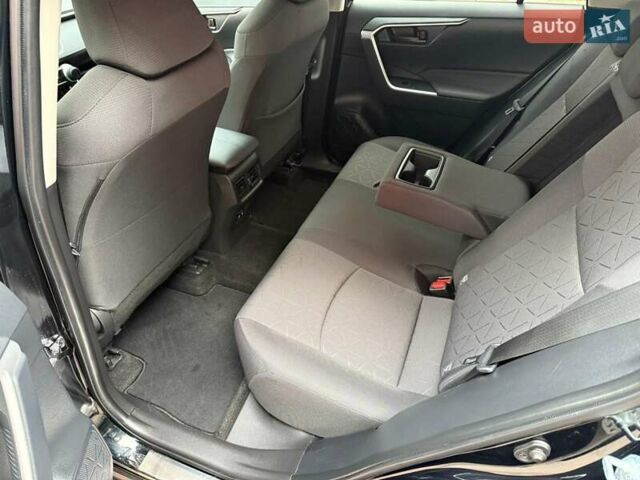 Черный Тойота РАВ 4, объемом двигателя 1.99 л и пробегом 120 тыс. км за 26900 $, фото 3 на Automoto.ua