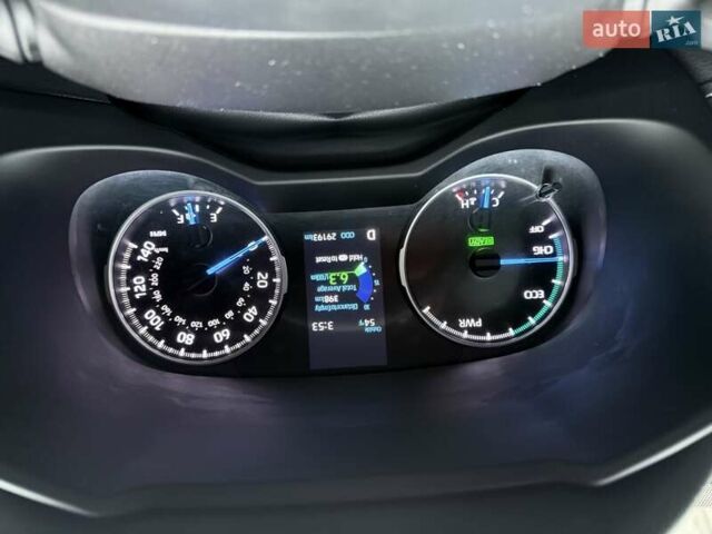 Черный Тойота РАВ 4, объемом двигателя 2.49 л и пробегом 32 тыс. км за 30900 $, фото 23 на Automoto.ua