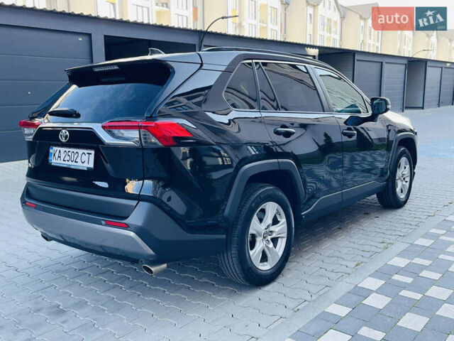 Чорний Тойота РАВ 4, об'ємом двигуна 1.99 л та пробігом 39 тис. км за 29300 $, фото 9 на Automoto.ua