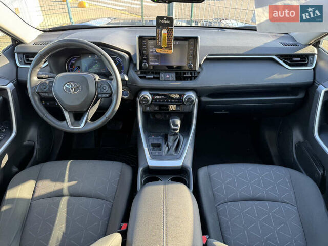 Тойота РАВ 4 2021 в Киеве на Automoto.ua Черный Тойота РАВ 4, объемом двигателя 2.5 л и пробегом 102 тыс. км за 32490 $, фото 27 на Automoto.ua