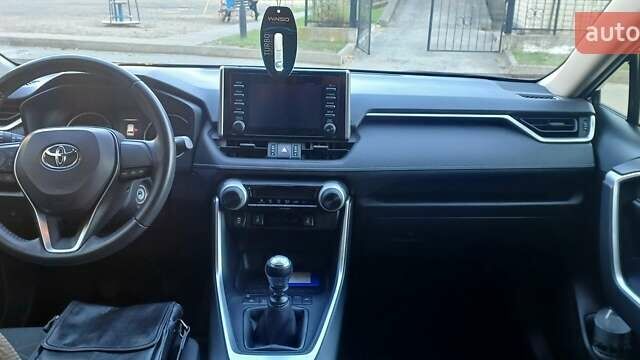 Чорний Тойота РАВ 4, об'ємом двигуна 1.99 л та пробігом 43 тис. км за 24800 $, фото 5 на Automoto.ua