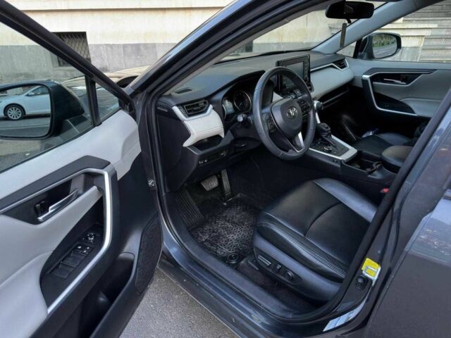 Черный Тойота РАВ 4, объемом двигателя 2.5 л и пробегом 88 тыс. км за 18700 $, фото 8 на Automoto.ua