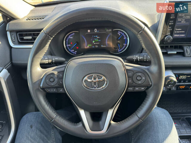 Тойота РАВ 4 2021 в Киеве на Automoto.ua Черный Тойота РАВ 4, объемом двигателя 2.5 л и пробегом 102 тыс. км за 32490 $, фото 19 на Automoto.ua