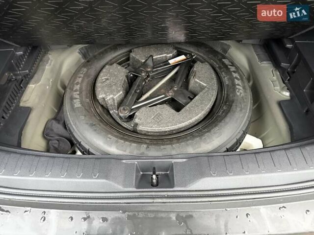 Черный Тойота РАВ 4, объемом двигателя 2.49 л и пробегом 29 тыс. км за 29900 $, фото 10 на Automoto.ua