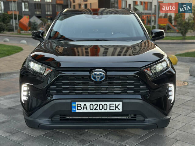 Чорний Тойота РАВ 4, об'ємом двигуна 2.5 л та пробігом 28 тис. км за 30999 $, фото 2 на Automoto.ua
