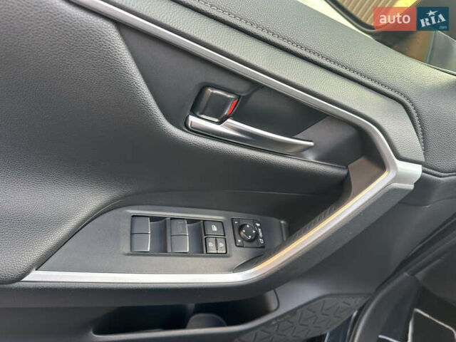 Черный Тойота РАВ 4, объемом двигателя 2.49 л и пробегом 67 тыс. км за 35950 $, фото 72 на Automoto.ua