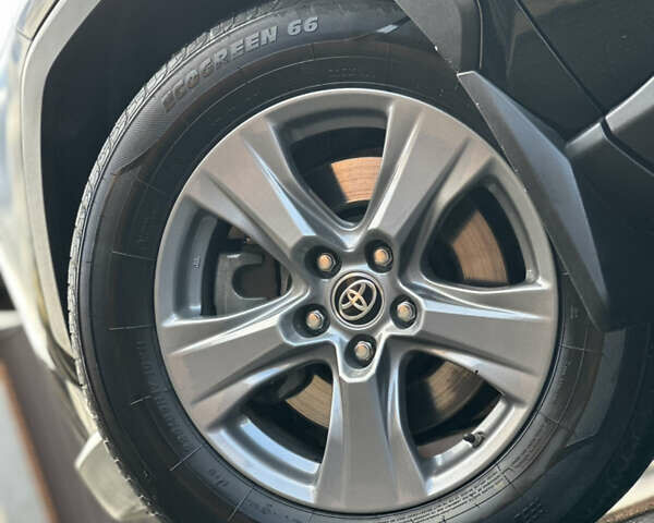 Черный Тойота РАВ 4, объемом двигателя 2.49 л и пробегом 67 тыс. км за 35950 $, фото 47 на Automoto.ua