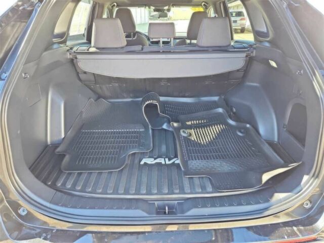 Черный Тойота РАВ 4, объемом двигателя 2.5 л и пробегом 15 тыс. км за 17000 $, фото 8 на Automoto.ua