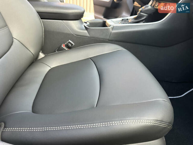 Черный Тойота РАВ 4, объемом двигателя 2.49 л и пробегом 67 тыс. км за 35950 $, фото 95 на Automoto.ua