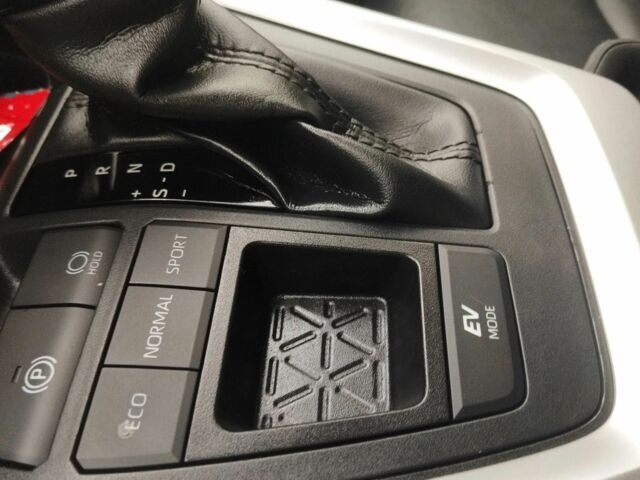 Черный Тойота РАВ 4, объемом двигателя 2.5 л и пробегом 64 тыс. км за 18400 $, фото 8 на Automoto.ua