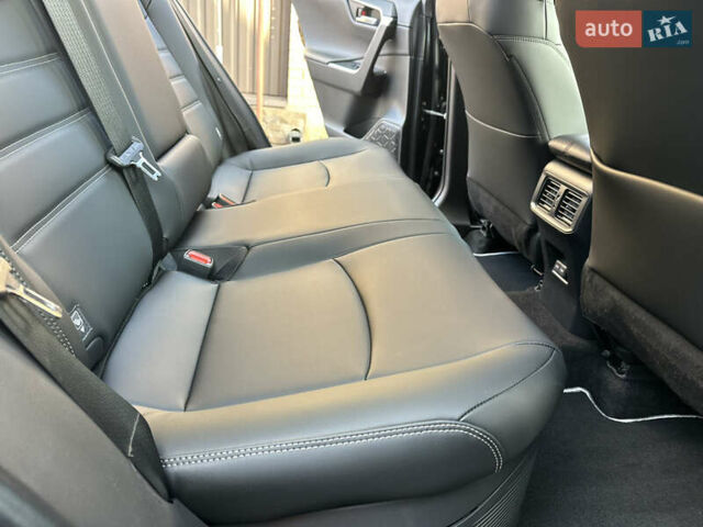 Черный Тойота РАВ 4, объемом двигателя 2.49 л и пробегом 67 тыс. км за 35950 $, фото 104 на Automoto.ua