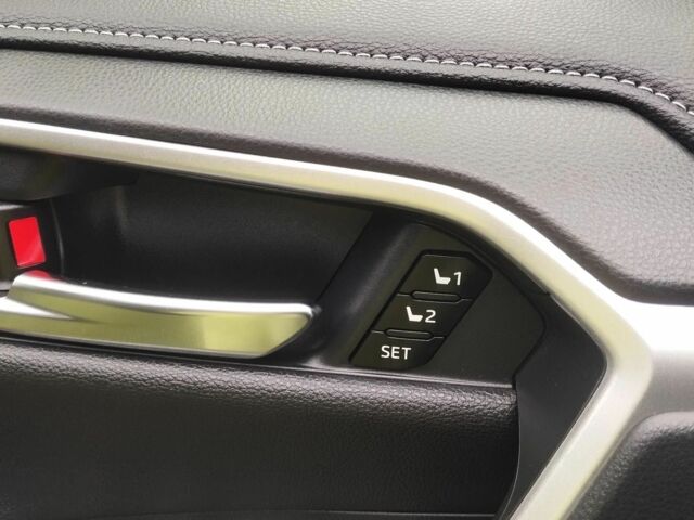 Черный Тойота РАВ 4, объемом двигателя 2.5 л и пробегом 64 тыс. км за 18400 $, фото 9 на Automoto.ua