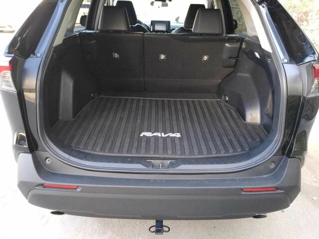 Черный Тойота РАВ 4, объемом двигателя 2.5 л и пробегом 45 тыс. км за 19800 $, фото 6 на Automoto.ua